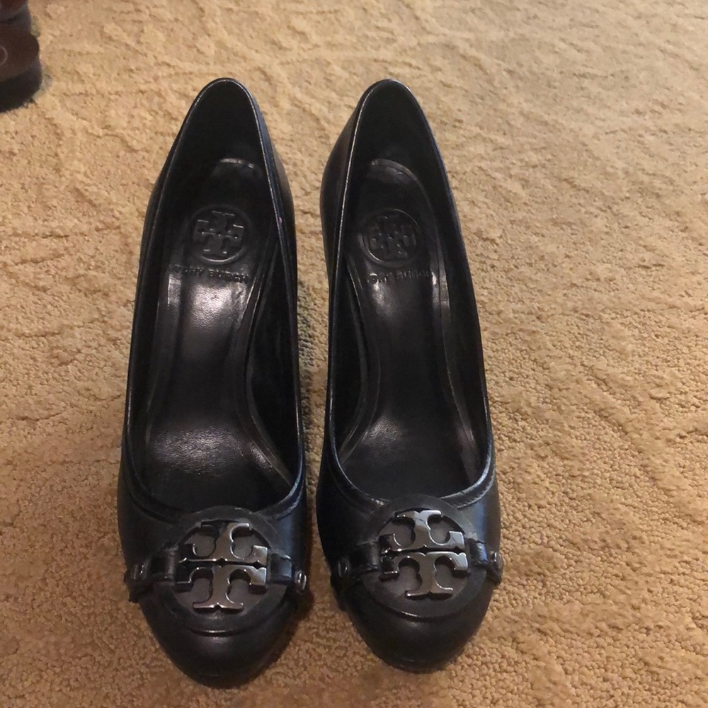 Tory Burch block heel size 7.5 Black